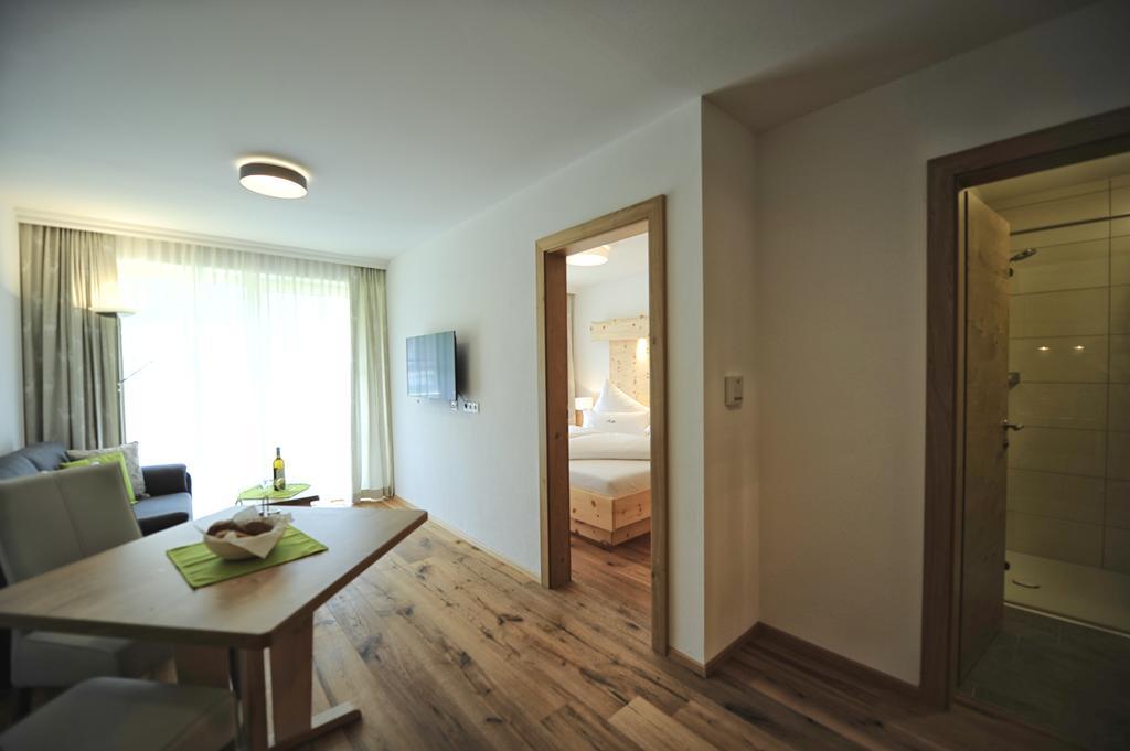 פרטיסאו Appartements Rosenhof מראה חיצוני תמונה